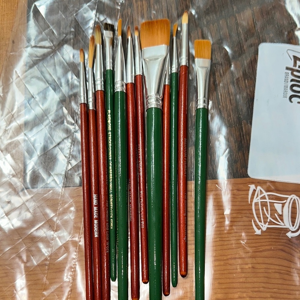 Red and Green Paintbrush Set of 12 - Picture 1 of 3